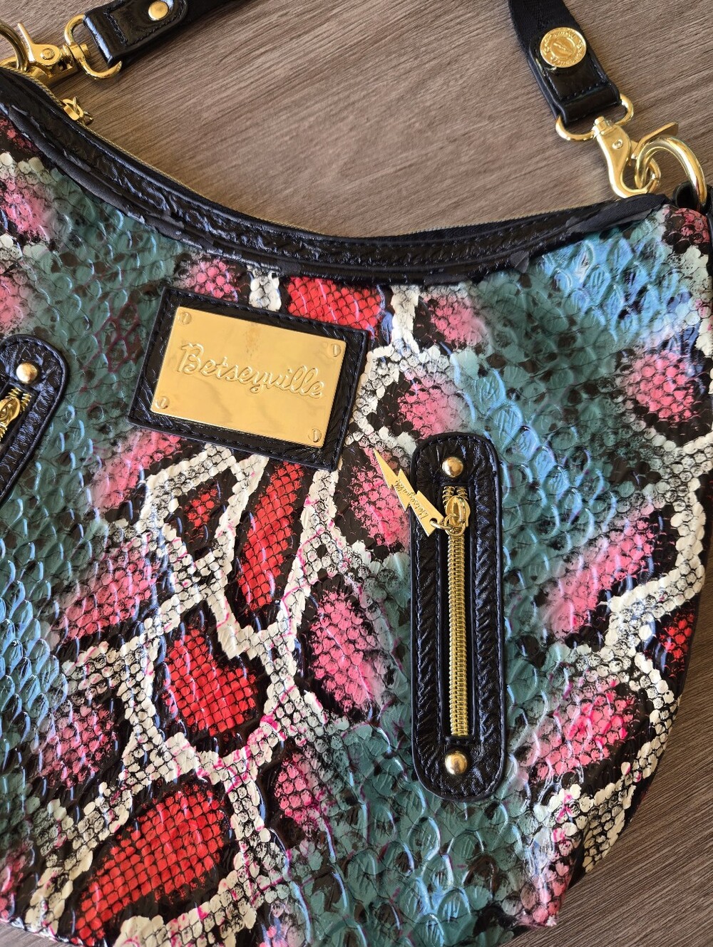 VINTAGE Betseyville by Betsey Johnson Neon Snakeskin Hobo Bag ⚡️ - Picture 2 of 13